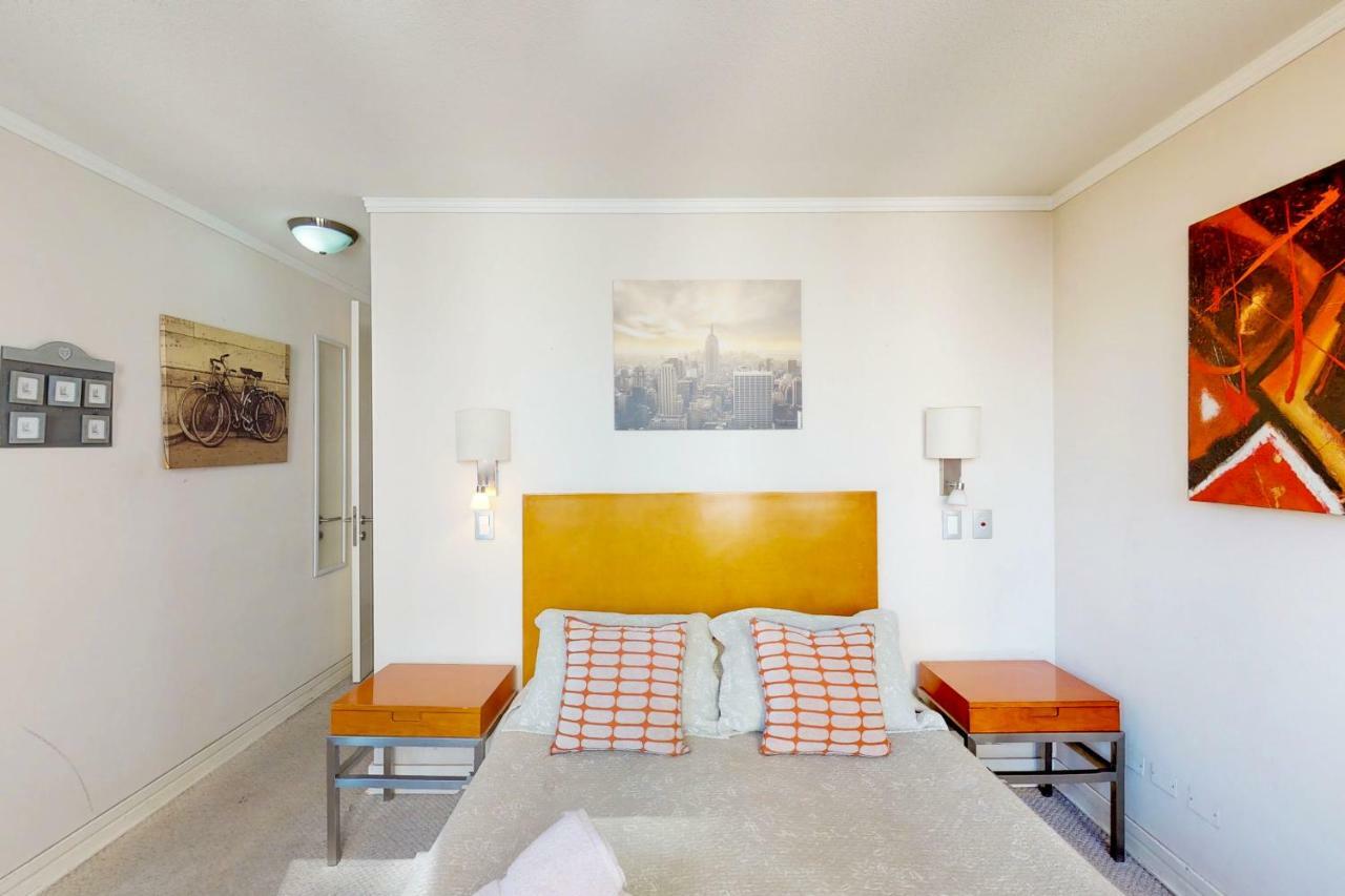 Depto En Av Presidente Kennedy 2D2B Las Condes Apartamento